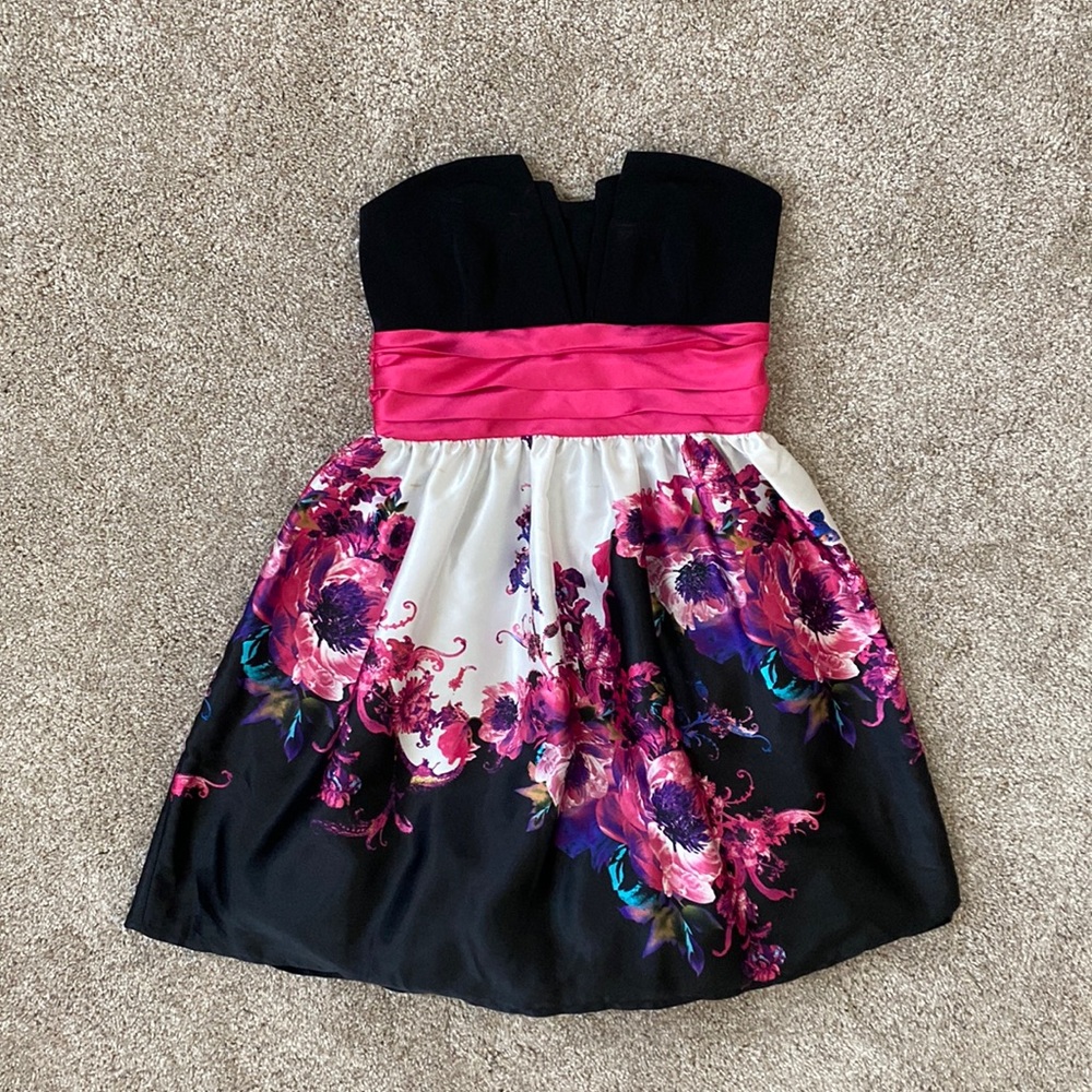 Juniors Trixxi Strapless Floral Mini Dress